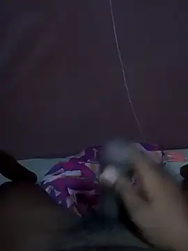 Snapshot of walkollanew99 chatting on 02/14/25, 08:31 walkollanew99 online show from 02/14/25, 08:31