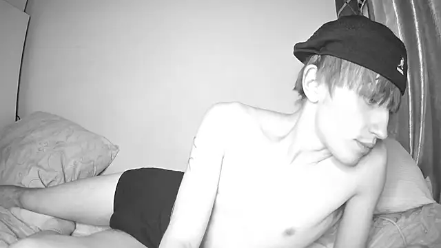 Snapshot of Timothy_Te_Amo chatting on 12/13/24, 02:27 Timothy Te Amo online show from 12/13/24, 02:27