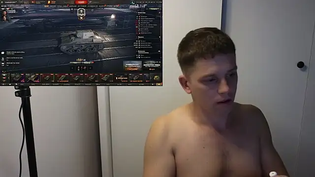 BigL0ve online show from 10/01/25, 02:54