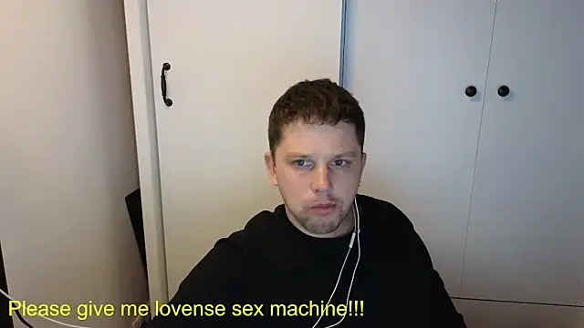 BigL0ve online show from 04/15/26, 01:37