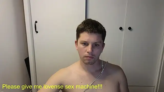 Snapshot of BigL0ve chatting on 05/11/26, 03:29 BigL0ve online show from 05/11/26, 03:29