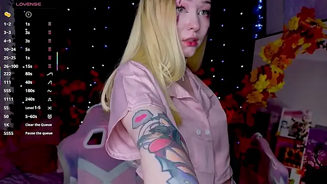 ElswythCovil online show from 11/01/25, 04:19