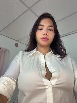 LucyMartelli online show from 04/28/26, 01:04