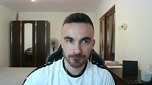 mu5clemania2 online show from 12/15/25, 01:28