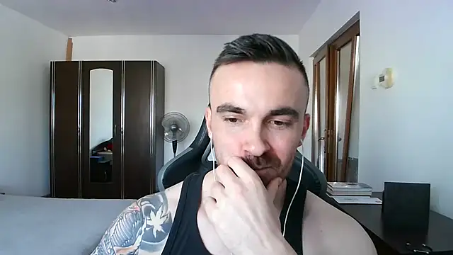 mu5clemania2 online show from 12/17/25, 12:32