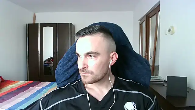 mu5clemania2 online show from 10/22/25, 06:13