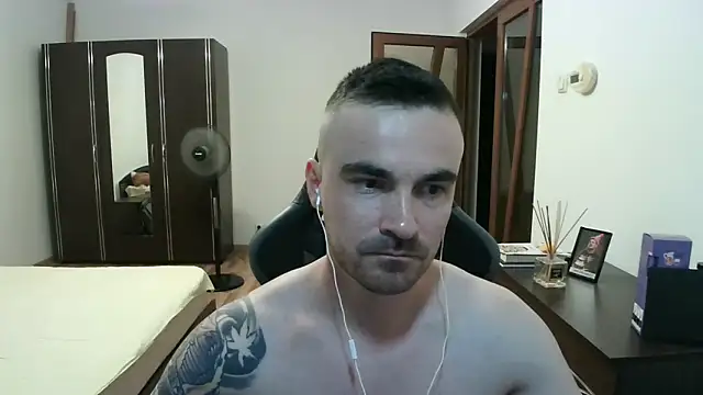 Snapshot of mu5clemania2 chatting on 07/01/26, 07:36 mu5clemania2 online show from 07/01/26, 07:36