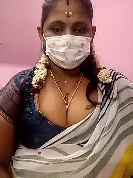 Snapshot of rithikka chatting on 11/25/25, 05:46 rithikka online show from 11/25/25, 05:46