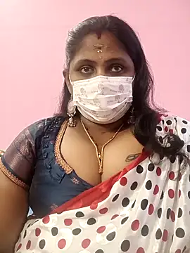 Snapshot of rithikka chatting on 11/28/25, 05:29 rithikka online show from 11/28/25, 05:29