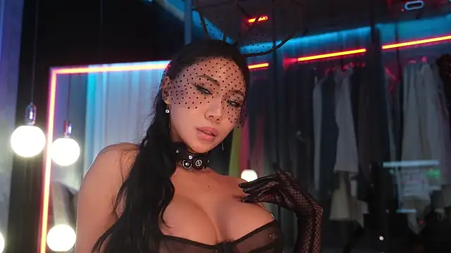 Snapshot of Ami_Katana chatting on 09/23/25, 02:13 Ami Katana online show from 09/23/25, 02:13