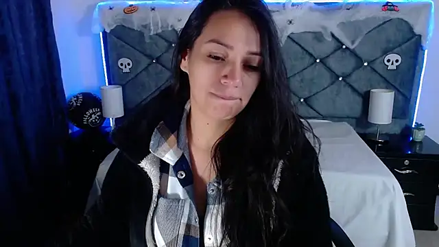 Julietacollins06 online show from 10/15/25, 01:19