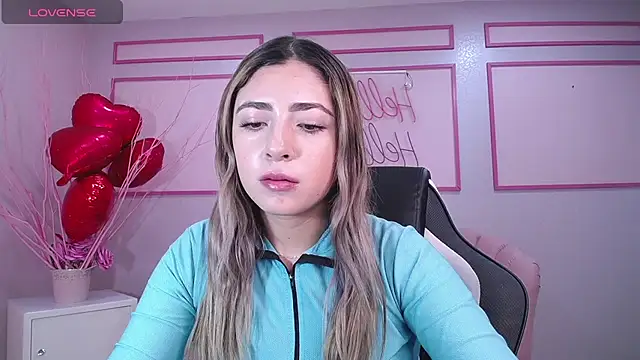 Snapshot of channel_blonde_a chatting on 02/26/25, 04:38 channel blonde a online show from 02/26/25, 04:38