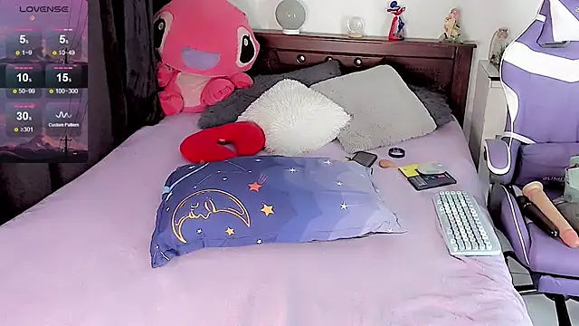 SweetPrincessS online show from 02/10/26, 11:59