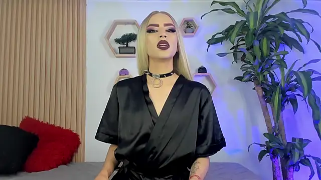 BrianaSchafer online show from 12/20/25, 05:49