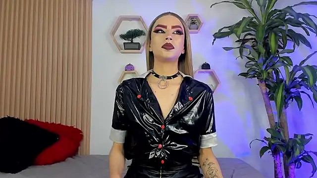 BrianaSchafer online show from 11/04/25, 05:39