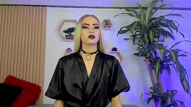 BrianaSchafer online show from 12/02/25, 04:41