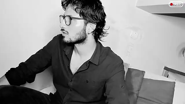 Nicholasrodrii online show from 03/16/25, 09:58