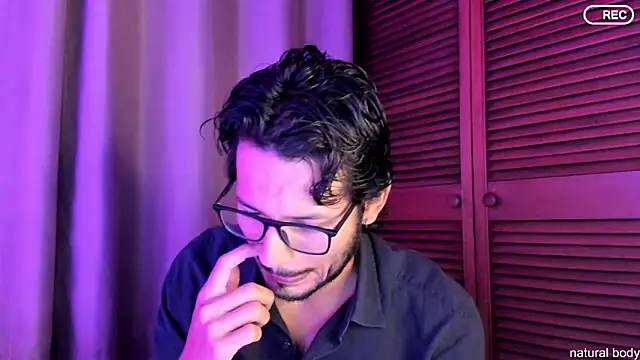 Nicholasrodrii online show from 10/07/25, 10:55