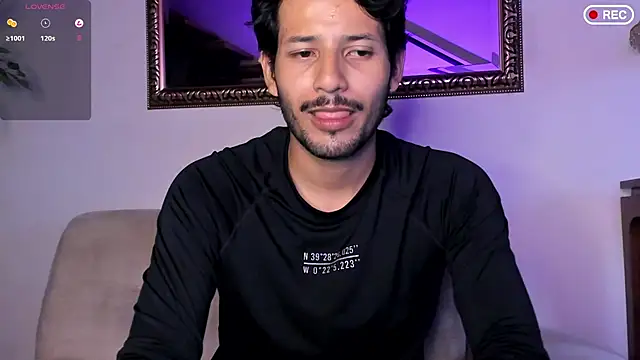 Nicholasrodrii online show from 12/14/25, 10:48