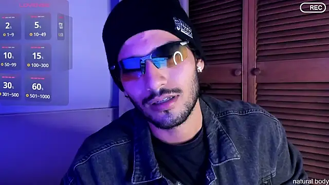 Nicholasrodrii online show from 10/24/25, 11:59