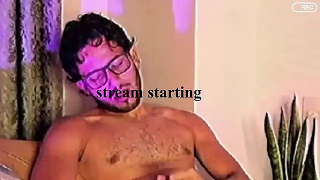 Nicholasrodrii online show from 12/20/25, 12:57