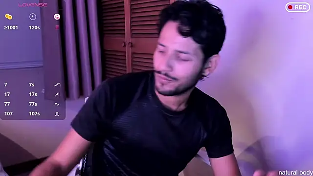 Nicholasrodrii online show from 10/26/25, 11:16