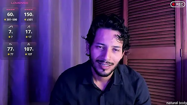 Nicholasrodrii online show from 10/08/25, 11:27