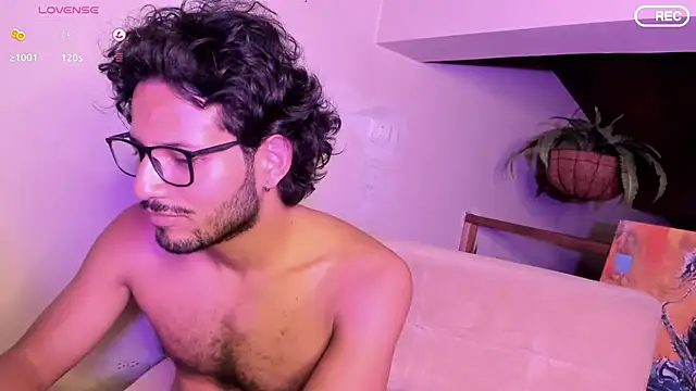 Nicholasrodrii online show from 03/23/25, 05:10