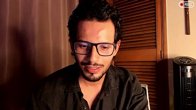 Nicholasrodrii online show from 09/08/25, 11:37