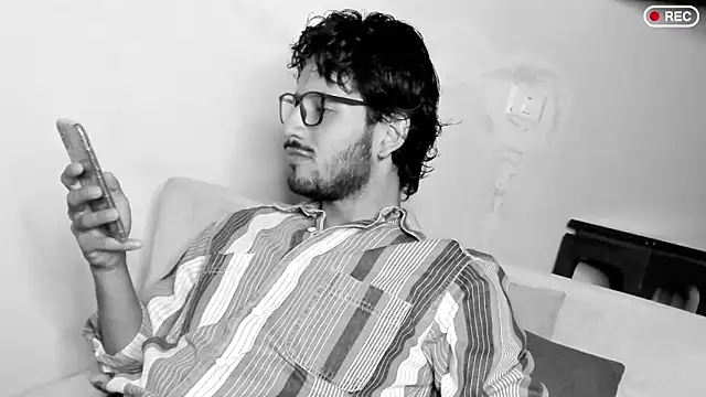 Nicholasrodrii online show from 03/08/25, 10:34