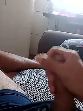 Snapshot of safadomefazgozar chatting on 02/23/26, 05:35 safadomefazgozar online show from 02/23/26, 05:35