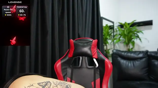 amy fox2 online show from 10/06/25, 01:45