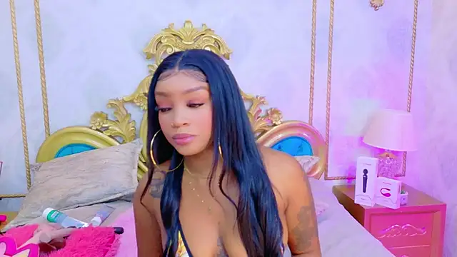 SalomeRestrepo online show from 10/24/25, 04:33