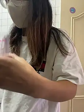 yourbootygirl online show from 11/23/25, 04:00