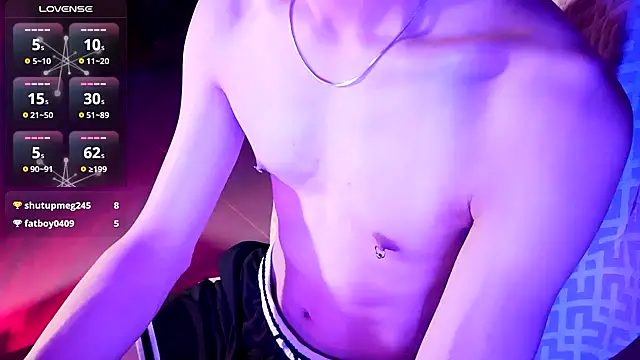 Snapshot of FEIYU001 chatting on 01/06/25, 02:36 FEIYU001 online show from 01/06/25, 02:36