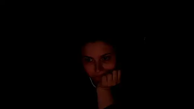 WhisperInTheDarkk online show from 06/04/26, 05:06