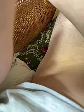 Snapshot of Jan4576 chatting on 07/20/26, 12:40 Jan4576 online show from 07/20/26, 12:40