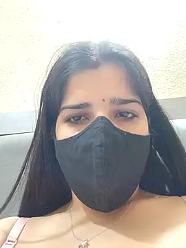 aaliya bhattt online show from 03/02/25, 11:39