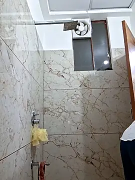 aaliya bhattt online show from 03/04/26, 08:55