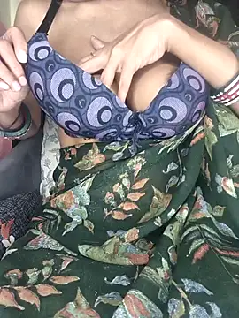 baby soni78690 online show from 12/01/25, 04:30