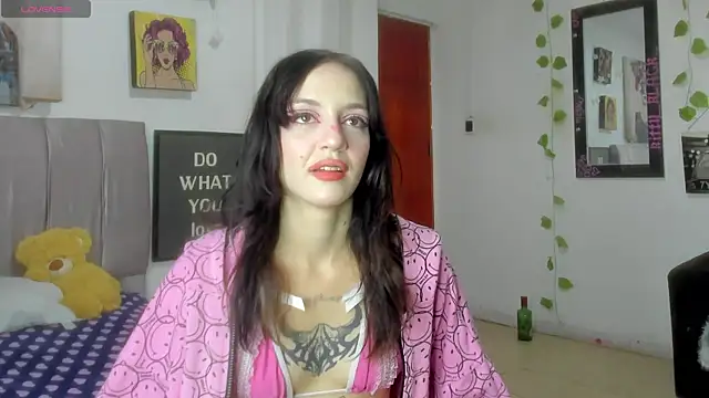 katt  black   online show from 07/11/26, 08:42