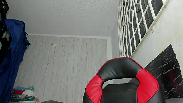 Natalycarter online show from 04/28/26, 03:44