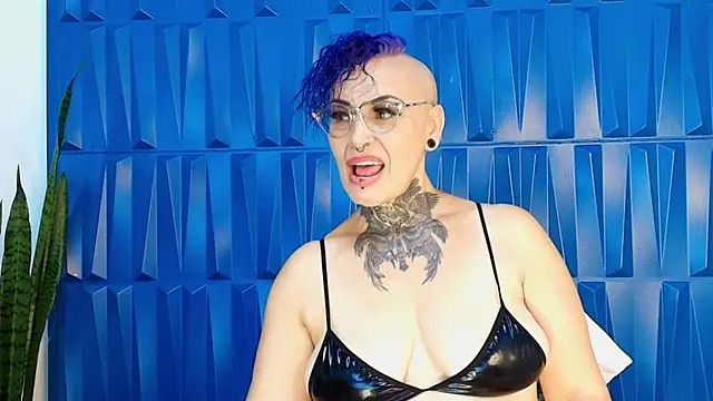 SandyyRose online show from 02/18/25, 06:47