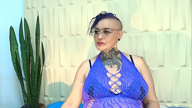 SandyyRose online show from 03/11/25, 08:42
