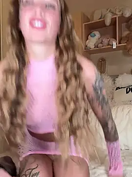 cydneyxox online show from 04/12/26, 11:35