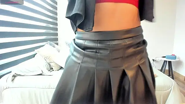 Snapshot of CindyWilliams_ chatting on 06/22/26, 05:43 CindyWilliams online show from 06/22/26, 05:43