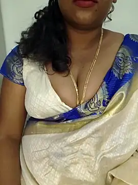 Snapshot of Sexy_Ammu_Telugu chatting on 03/01/25, 04:00 Sexy Ammu Telugu online show from 03/01/25, 04:00