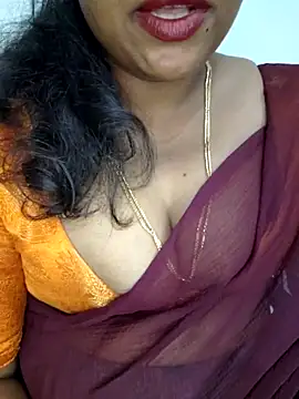 Snapshot of Sexy_Ammu_Telugu chatting on 03/13/25, 04:56 Sexy Ammu Telugu online show from 03/13/25, 04:56