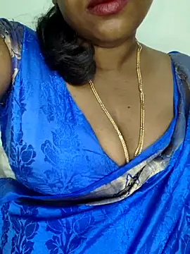 Snapshot of Sexy_Ammu_Telugu chatting on 02/17/25, 03:55 Sexy Ammu Telugu online show from 02/17/25, 03:55