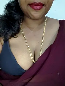 Snapshot of Sexy_Ammu_Telugu chatting on 03/07/25, 04:00 Sexy Ammu Telugu online show from 03/07/25, 04:00